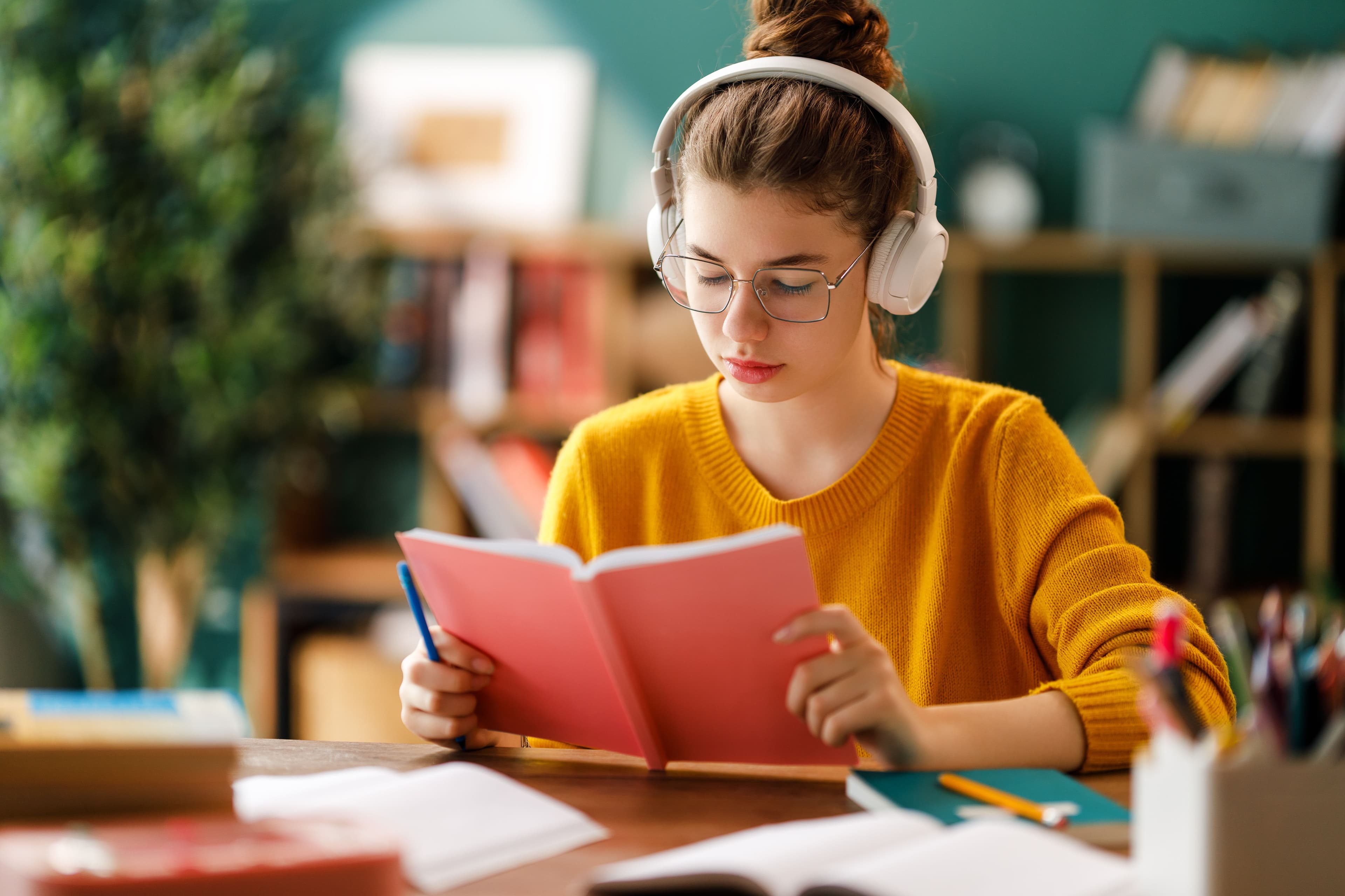 B2.1 — Karmaşık Fikirleri Anlama ve Düzenli Anlatma